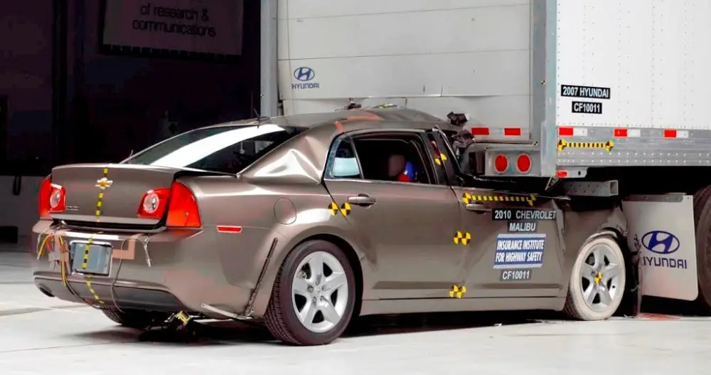 The Tracy Law Firm Represents Victims of Rear Underride 18-Wheeler Truck Accidents